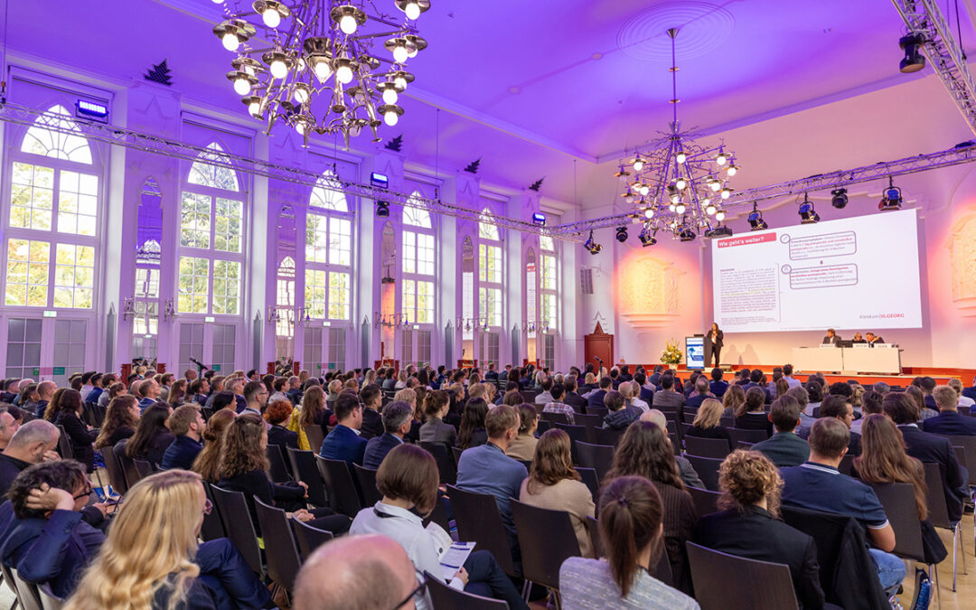 Dr. Aletta Eberlein auf der DGPRÄC-Jahrestagung 2025